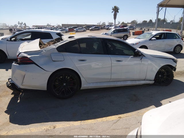 45366960 :رقم المزاد ، WBS83FK08SCU42609 vin ، 2025 Bmw M5 مزاد بيع