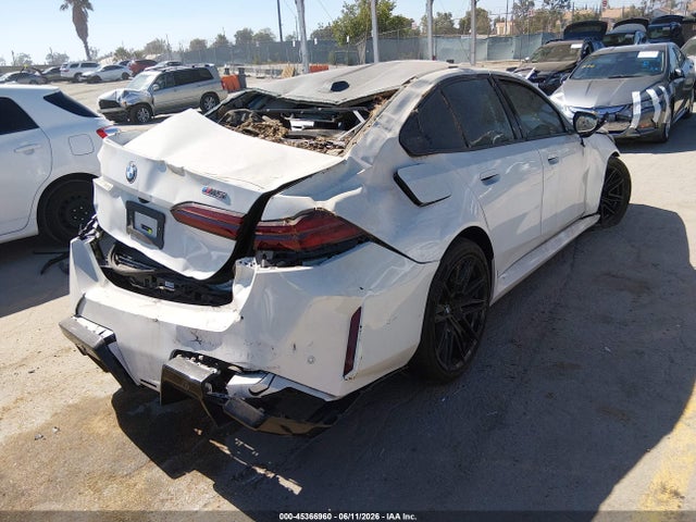 45366960 :رقم المزاد ، WBS83FK08SCU42609 vin ، 2025 Bmw M5 مزاد بيع