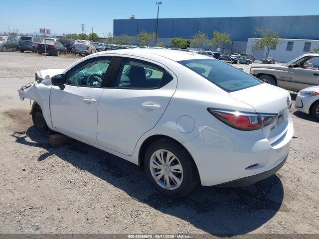 2019 Toyota Yaris L მანქანა იყიდება აუქციონზე, vin: 3MYDLBYV7KY512997, აუქციონის ნომერი: 45366978