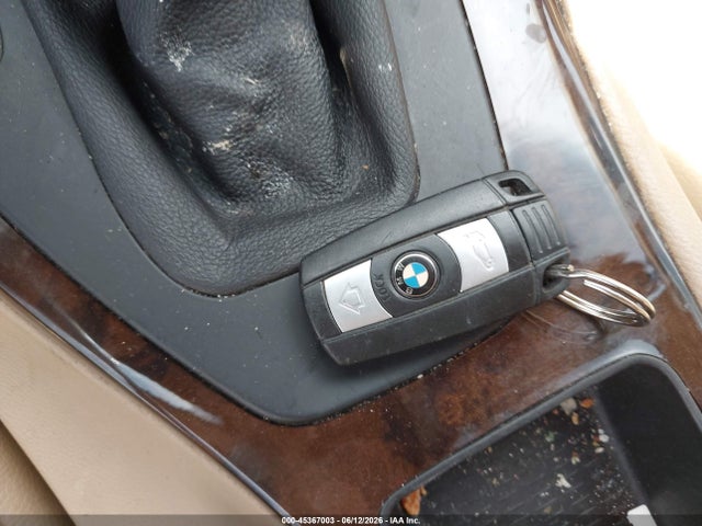 2008 Bmw 328i მანქანა იყიდება აუქციონზე, vin: WBAVA335X8KX88584, აუქციონის ნომერი: 45367003