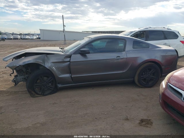 1ZVBP8AM8E5257385 Ford Mustang V6
