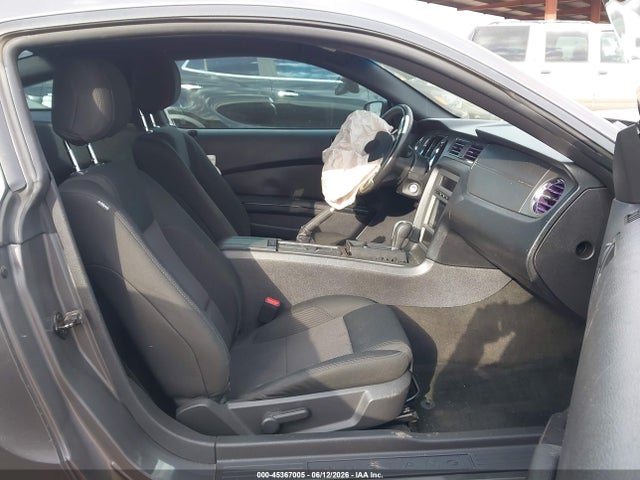 1ZVBP8AM8E5257385 Ford Mustang V6