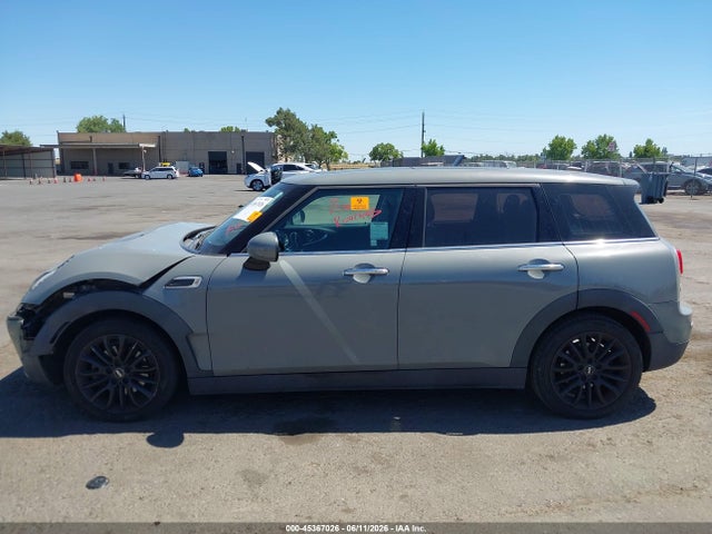 Mini Clubman Cooper 2016 WMWLN5C5XG2E30152 Image 15