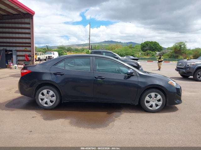 Toyota COROLLA LE 2017 5YFBURHE6HP643049 Image 13