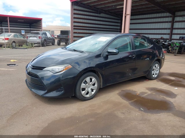 Toyota COROLLA LE 2017 5YFBURHE6HP643049 Image 2