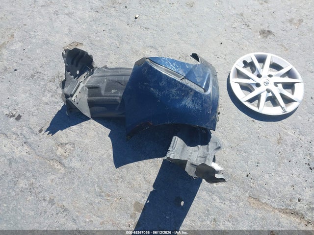 Toyota Prius V Two 2017 JTDZN3EU5HJ069262 Image 12