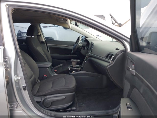 Продаж на аукціоні авто 2017 Hyundai Elantra Value Edition, vin: 5NPD84LF9HH205817, номер лоту: 45367064