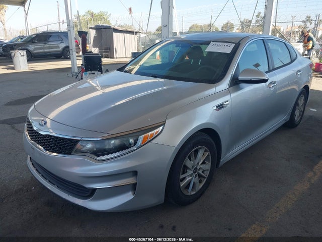 KIA Optima Lx 2018 5XXGT4L35JG210029 Image 2