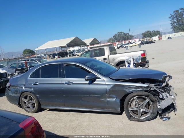 Mercedes-Benz E 300 2018 WDDZF4JB6JA325511 Image 13