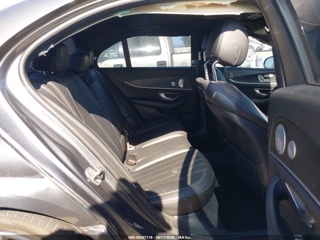 Mercedes-Benz E 300 2018 WDDZF4JB6JA325511 Image 8