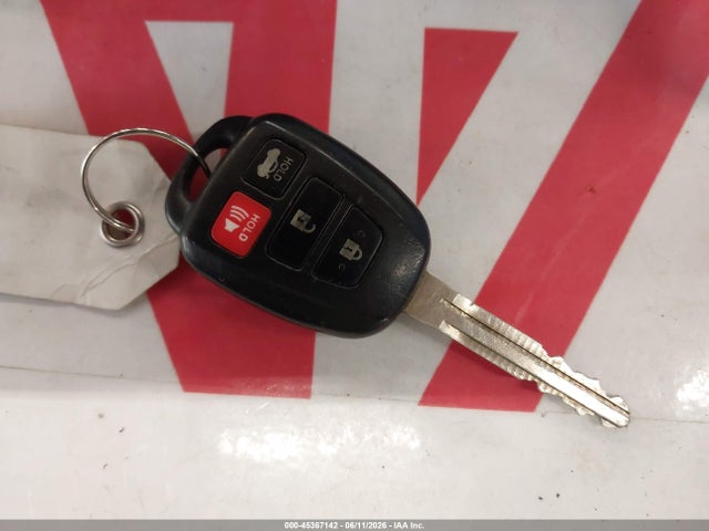 4T1BF1FK6HU662140 Toyota CAMRY SE