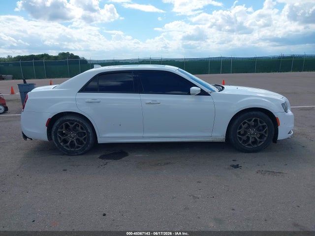 45367143 :رقم المزاد ، 2C3CCAGG8GH296389 vin ، 2016 Chrysler 300 300s Alloy Edition مزاد بيع
