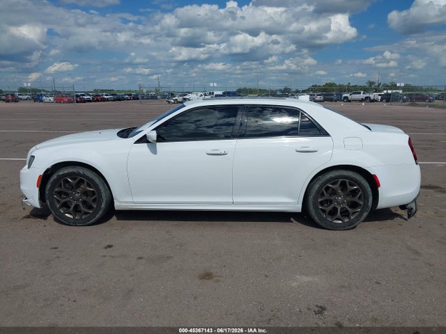 45367143 :رقم المزاد ، 2C3CCAGG8GH296389 vin ، 2016 Chrysler 300 300s Alloy Edition مزاد بيع