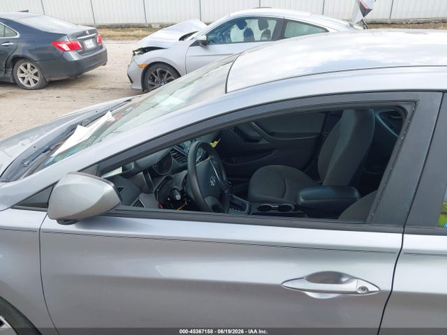 45367158 :رقم المزاد ، 5NPDH4AE9GH784560 vin ، 2016 Hyundai Elantra Se مزاد بيع