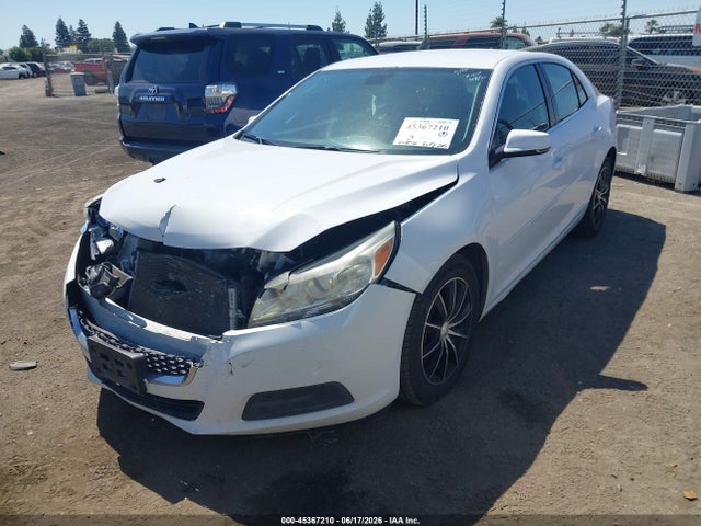 Chevrolet MALIBU 1LT 2014 1G11C5SL0EF243286 Image 2
