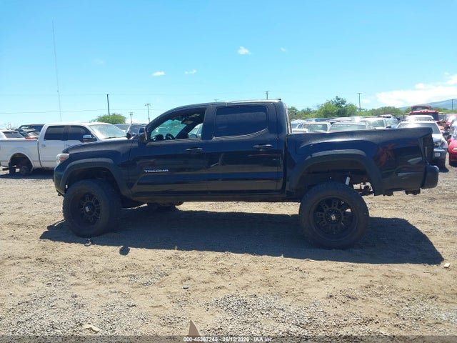 Продажа на аукционе авто 2017 Toyota Tacoma Trd Sport, vin: 3TMCZ5ANXHM056482, номер лота: 45367245
