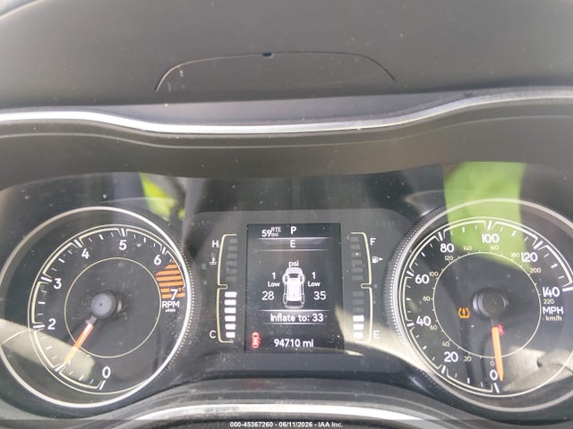 1C4PJLLB0KD339315 Jeep Cherokee Altitude Fwd