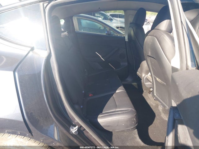 2025 Tesla Model Y Long Range Dual Motor Rear-wheel Drive მანქანა იყიდება აუქციონზე, vin: 7SAYGDED1SF270640, აუქციონის ნომერი: 45367272
