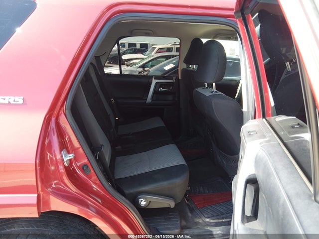 Toyota 4RUNNER SR5 2019 JTEZU5JR1K5202174 Image 8