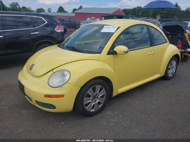 Продажа на аукционе авто 2010 Volkswagen New Beetle 2.5l, vin: 3VWPG3AG6AM017629, номер лота: 45367301