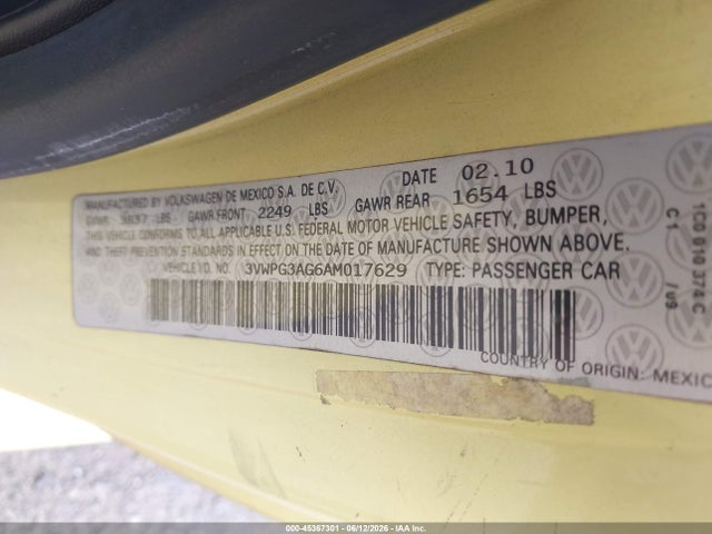 Продажа на аукционе авто 2010 Volkswagen New Beetle 2.5l, vin: 3VWPG3AG6AM017629, номер лота: 45367301
