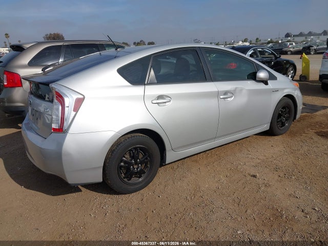 2014 Toyota Prius Three მანქანა იყიდება აუქციონზე, vin: JTDKN3DU6E0377111, აუქციონის ნომერი: 45367337