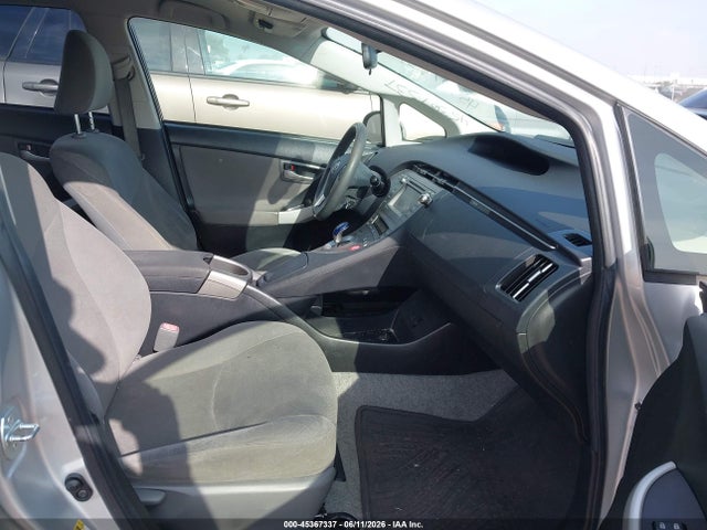 2014 Toyota Prius Three მანქანა იყიდება აუქციონზე, vin: JTDKN3DU6E0377111, აუქციონის ნომერი: 45367337