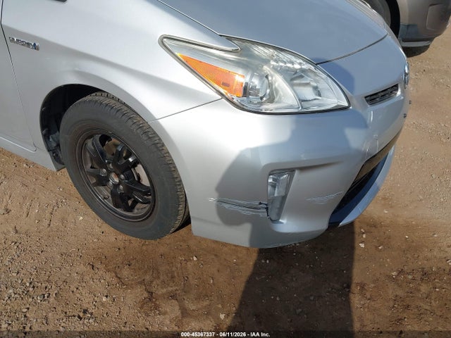 2014 Toyota Prius Three მანქანა იყიდება აუქციონზე, vin: JTDKN3DU6E0377111, აუქციონის ნომერი: 45367337