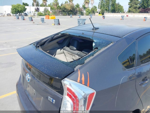 JTDKN3DU8F0419439 Toyota Prius Four