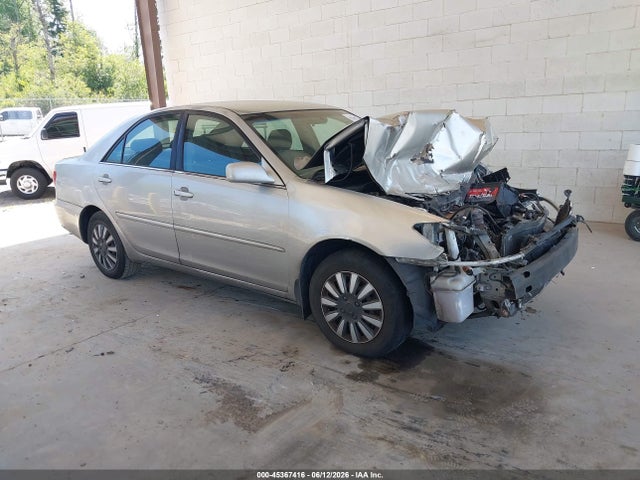 2005 Toyota Camry Std მანქანა იყიდება აუქციონზე, vin: 4T1BE32K55U390745, აუქციონის ნომერი: 45367416
