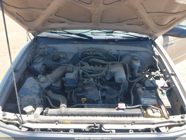 2004 Toyota Tacoma მანქანა იყიდება აუქციონზე, vin: 5TENL42N64Z388421, აუქციონის ნომერი: 45367483