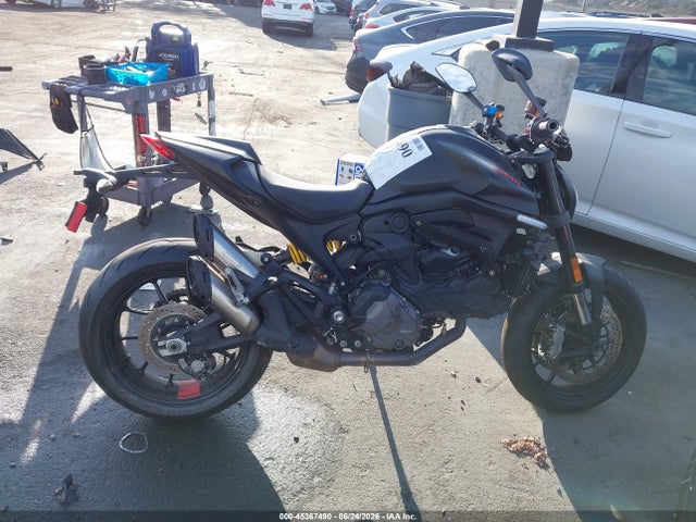 Ducati Monster 2022 ZDMMAMDTXNB006172 Image 8