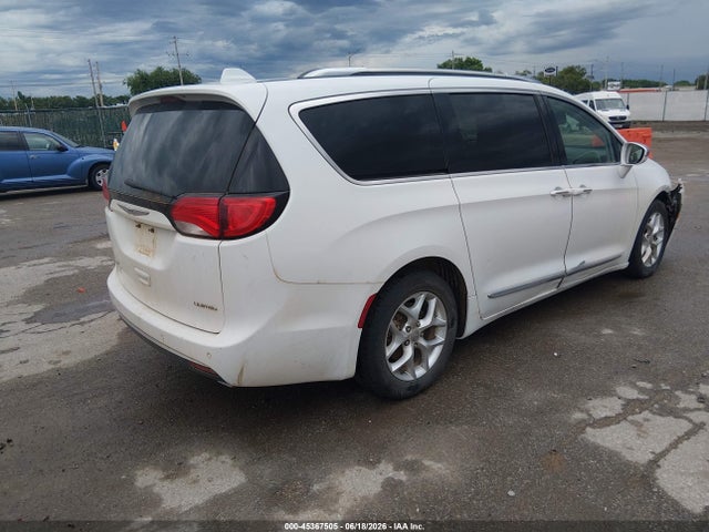 Chrysler Pacifica Limited 2020 2C4RC1GG0LR109737 Image 4