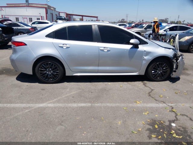 Toyota COROLLA LE 2022 JTDEPMAE7N3032825 Image 14