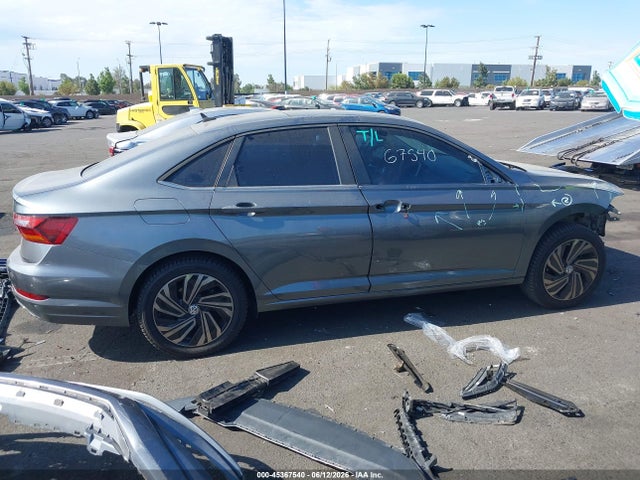 3VWG57BU8KM053499 Volkswagen Jetta 1.4t Sel Premium