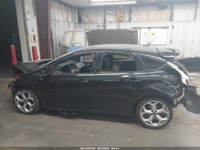 1FADP3L96EL162400 Ford FOCUS ST