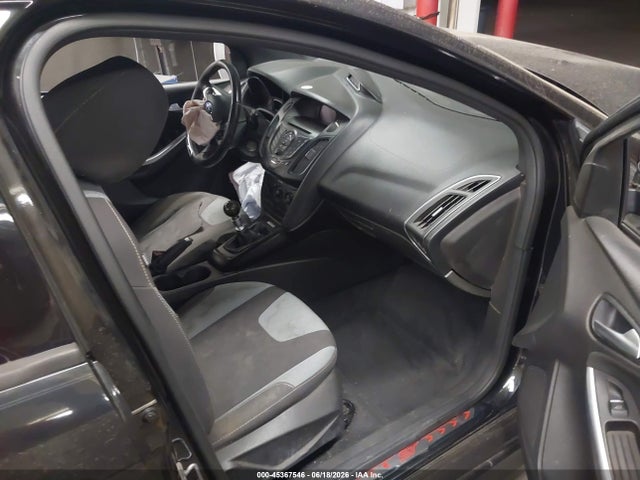1FADP3L96EL162400 Ford FOCUS ST