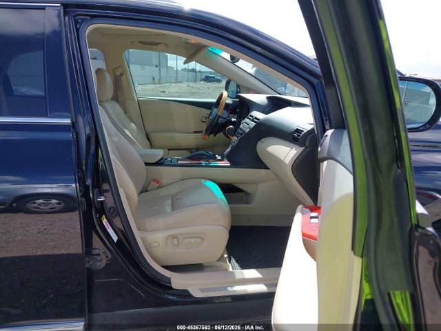 45367563 :رقم المزاد ، 2T2ZK1BA3CC072507 vin ، 2012 Lexus Rx 350 مزاد بيع