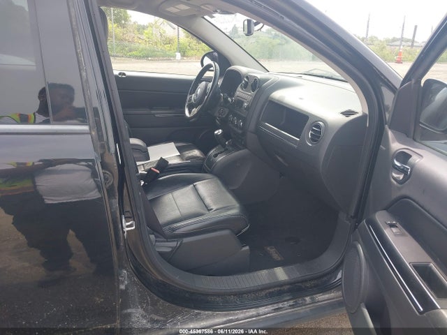 45367586 :رقم المزاد ، 1J4NF5FB5BD164523 vin ، 2011 Jeep Compass Limited مزاد بيع