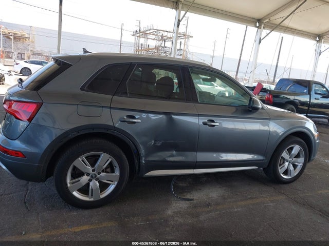 45367608 :رقم المزاد ، WA1ANAFY0J2026154 vin ، 2018 Audi Q5 2.0t Premium/2.0t Tech Premium مزاد بيع