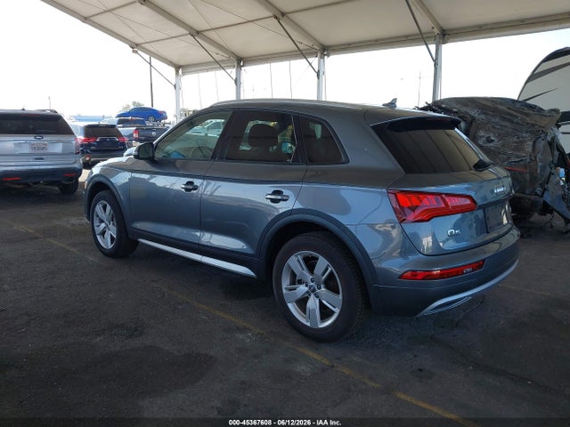 45367608 :رقم المزاد ، WA1ANAFY0J2026154 vin ، 2018 Audi Q5 2.0t Premium/2.0t Tech Premium مزاد بيع