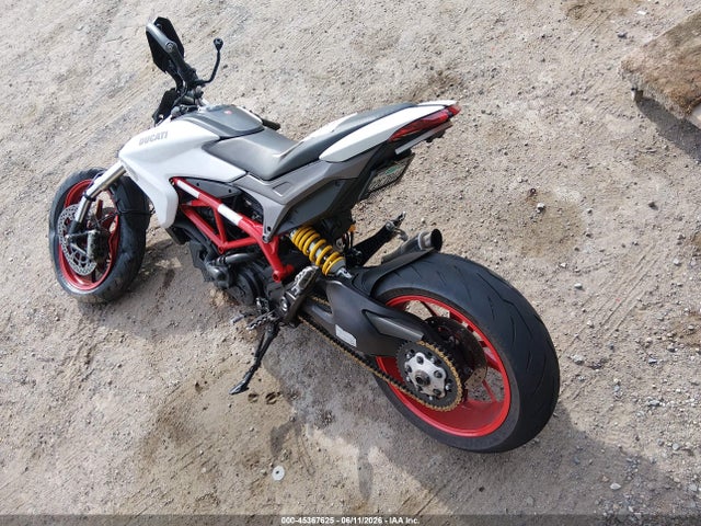 Ducati Hypermotard 939 2018 ZDM1YBJS7JB013444 Image 3