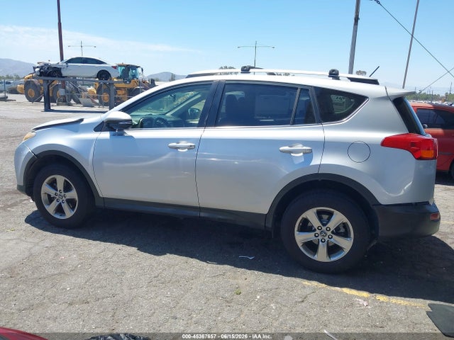 Toyota Rav4 Xle 2015 JTMWFREV3FD053424 Image 14