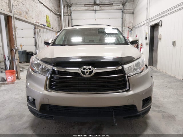 Toyota Highlander Le Plus V6 2015 5TDBKRFHXFS206467 Image 12