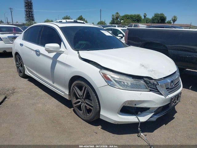 Honda Accord Touring V6 2017 1HGCR3F94HA043757 Image 1