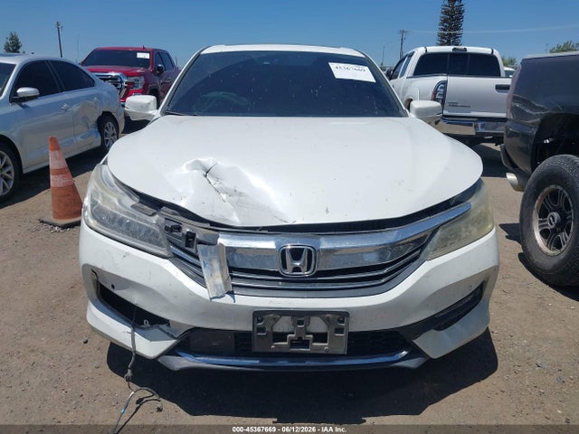 Honda Accord Touring V6 2017 1HGCR3F94HA043757 Image 13