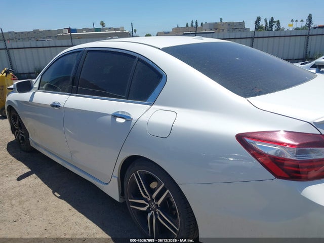 Honda Accord Touring V6 2017 1HGCR3F94HA043757 Image 15