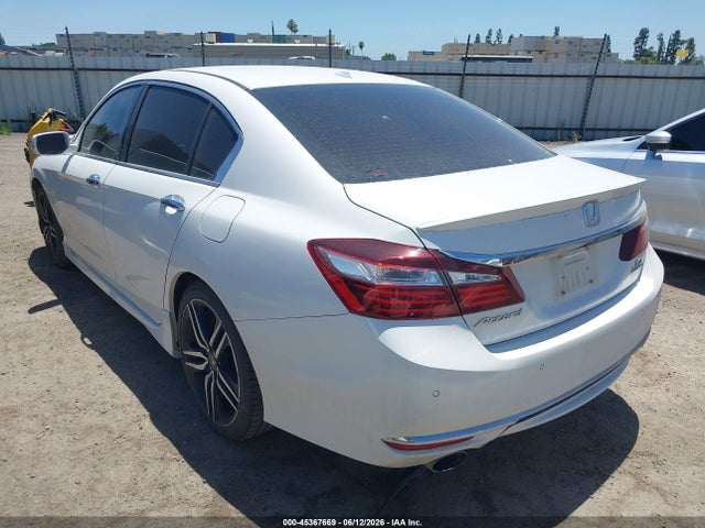 Honda Accord Touring V6 2017 1HGCR3F94HA043757 Image 3