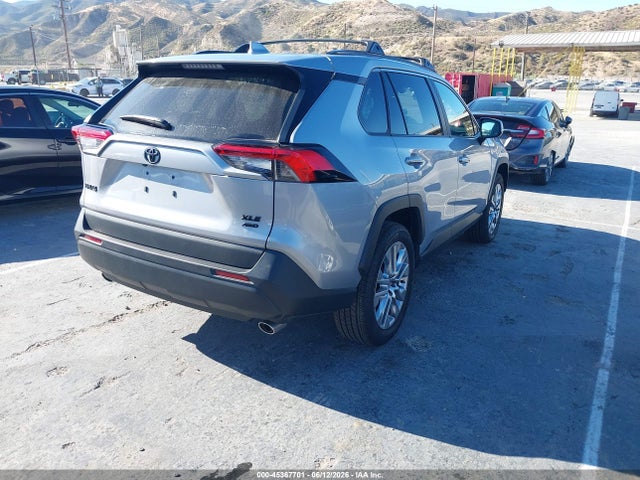 Toyota Rav4 Xle Premium 2025 2T3A1RFV8SW599186 Image 4