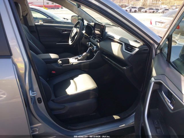 Toyota Rav4 Xle Premium 2025 2T3A1RFV8SW599186 Image 5